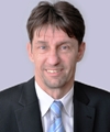 Dr Laszlo Czako