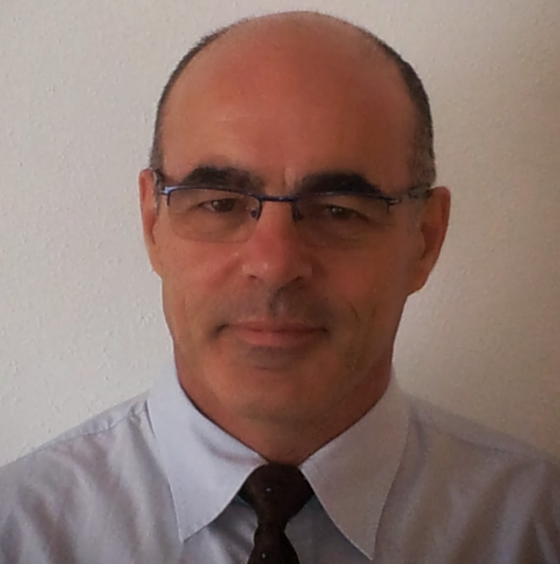 Dr Andres Sempere Gutiierrez