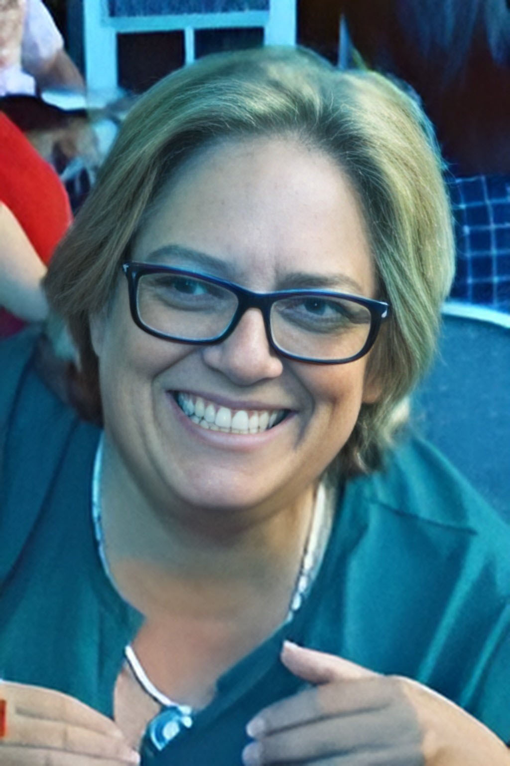 Dr Lisa Stolzenberg